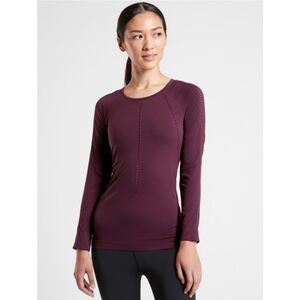 Athleta Foothill Seamless Long sleeve Women's Snirt Size Large Dark Red Burgandy